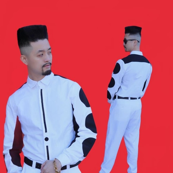 90s Pelle Pelle Vintage White / Black Button Up - Picture 4 of 4